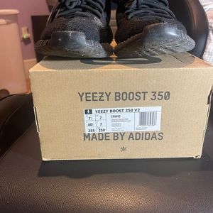 Yeezy boost 350 size 7.5